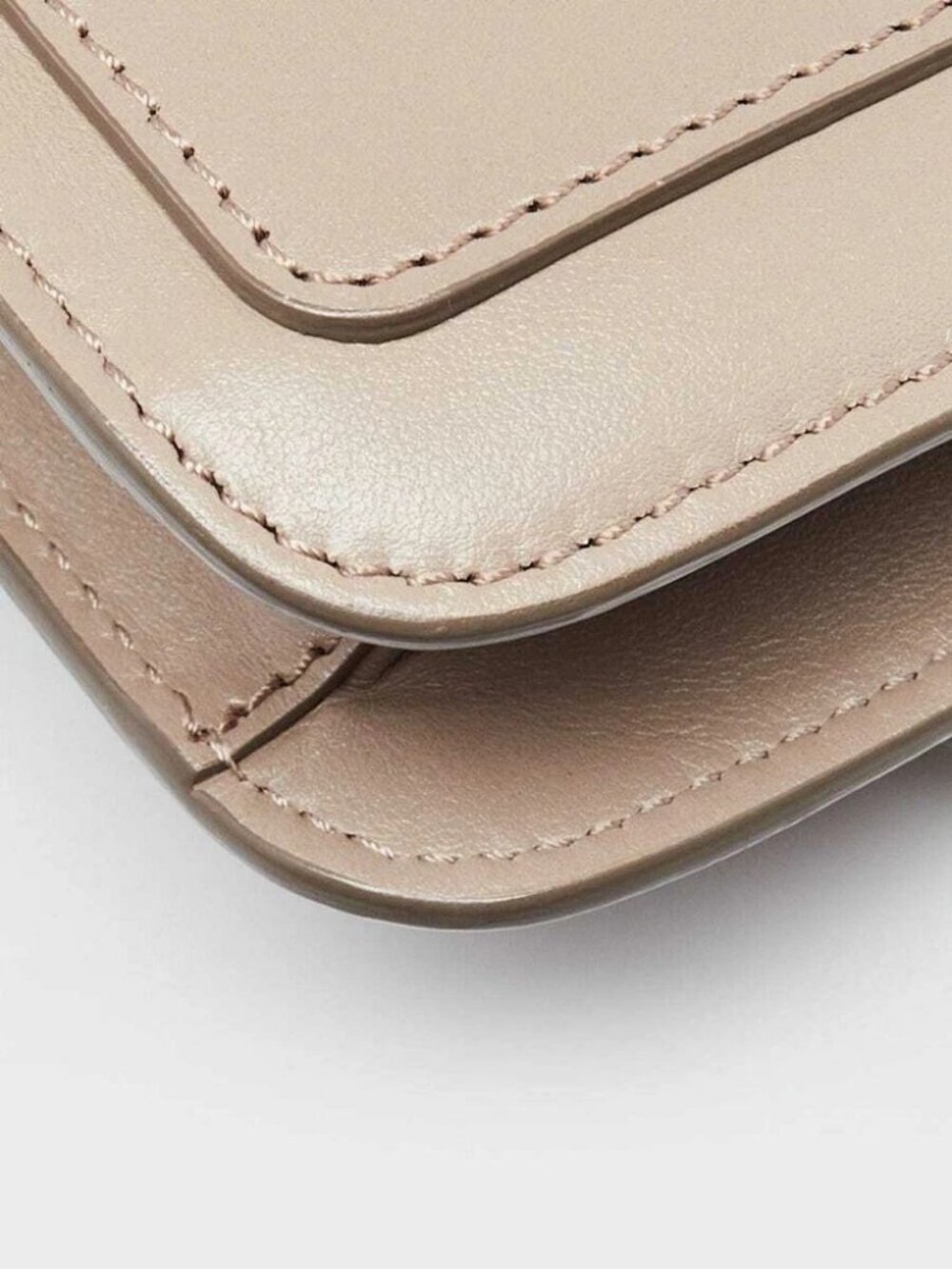Chloe Motty Grey Calfskin Leather and Suede C Chain Clutch Bag - Picture 4 of 11